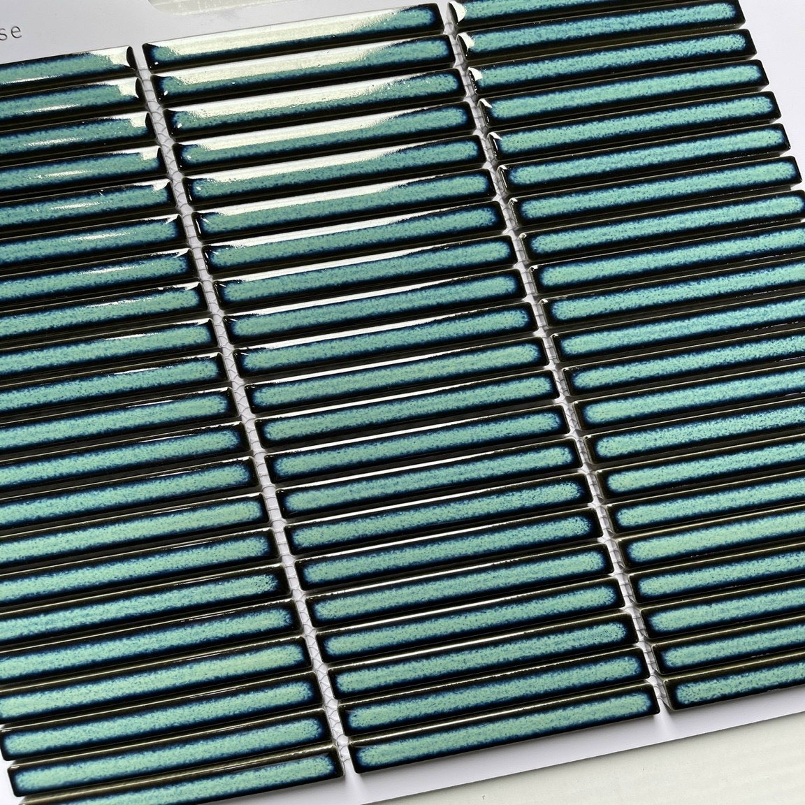 Gạch mosaic thẻ đũa màu xanh lam