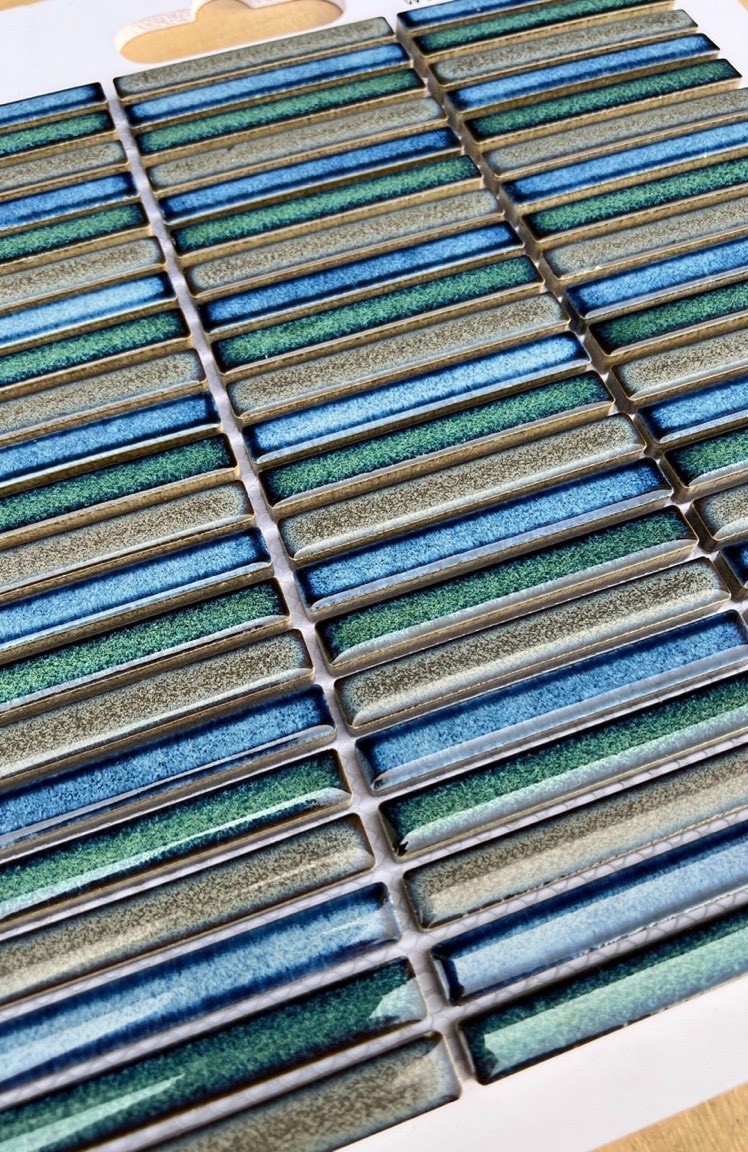 Gạch mosaic thẻ đũa 3 màu