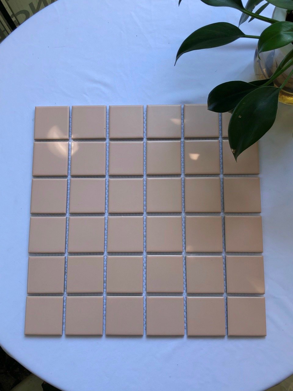 Gạch mosaic gốm màu hồng