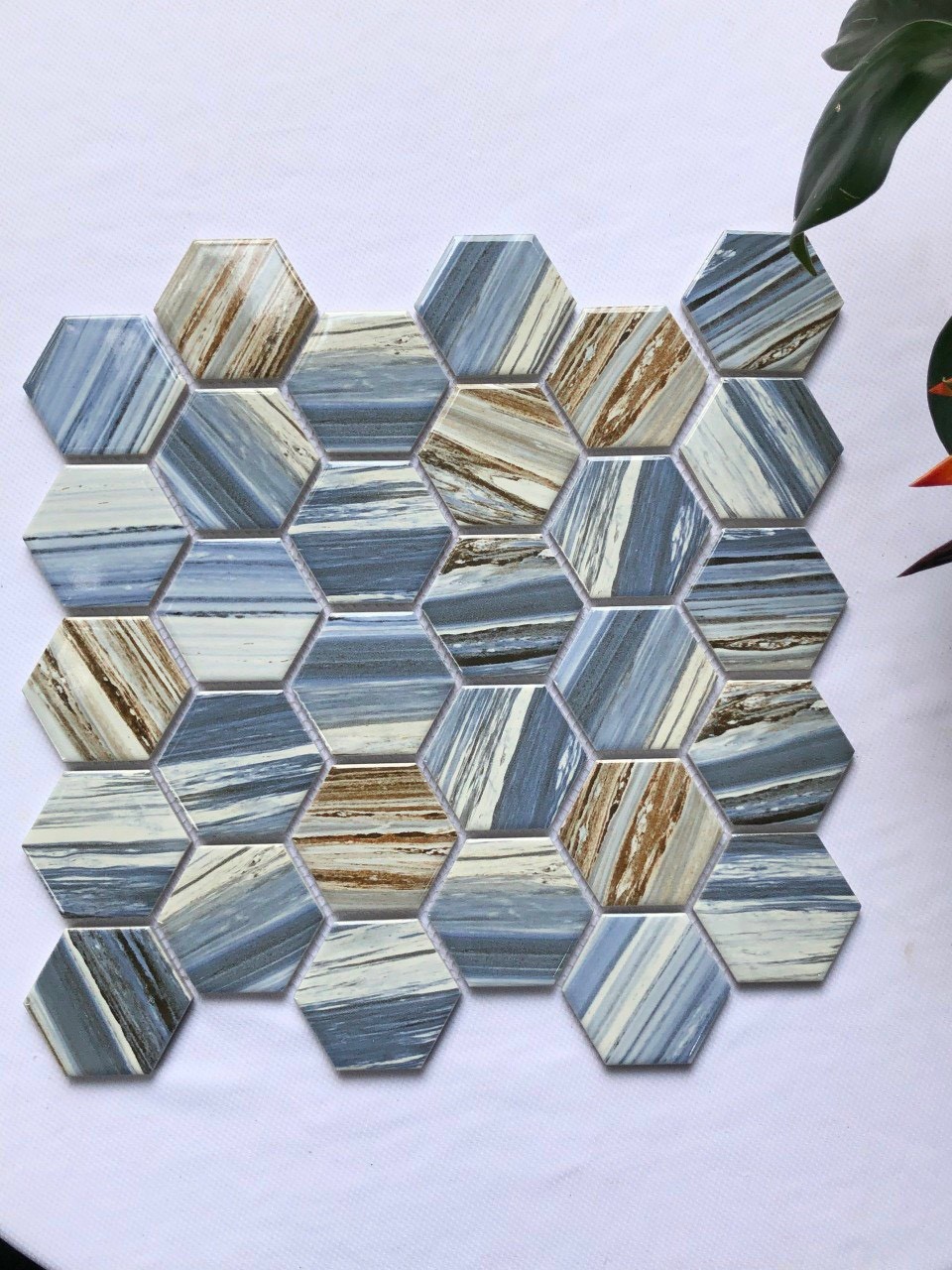 Gạch mosaic lục giác kẻ