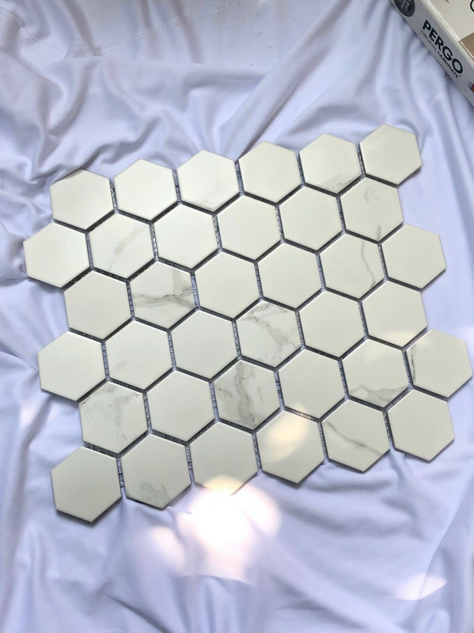 Gạch mosaic lục giác màu kem